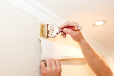 Pose de papier peint à Felleries — revêtements muraux et toiles de verre